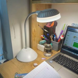 hinh anh thuc te den ban hoc philips kaper